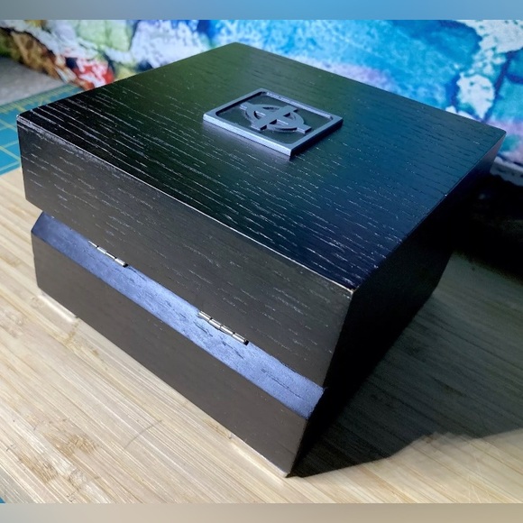 Piano Lacquer Zodiac Display Watch Box Storage Case Rare Find - Picture 14 of 15